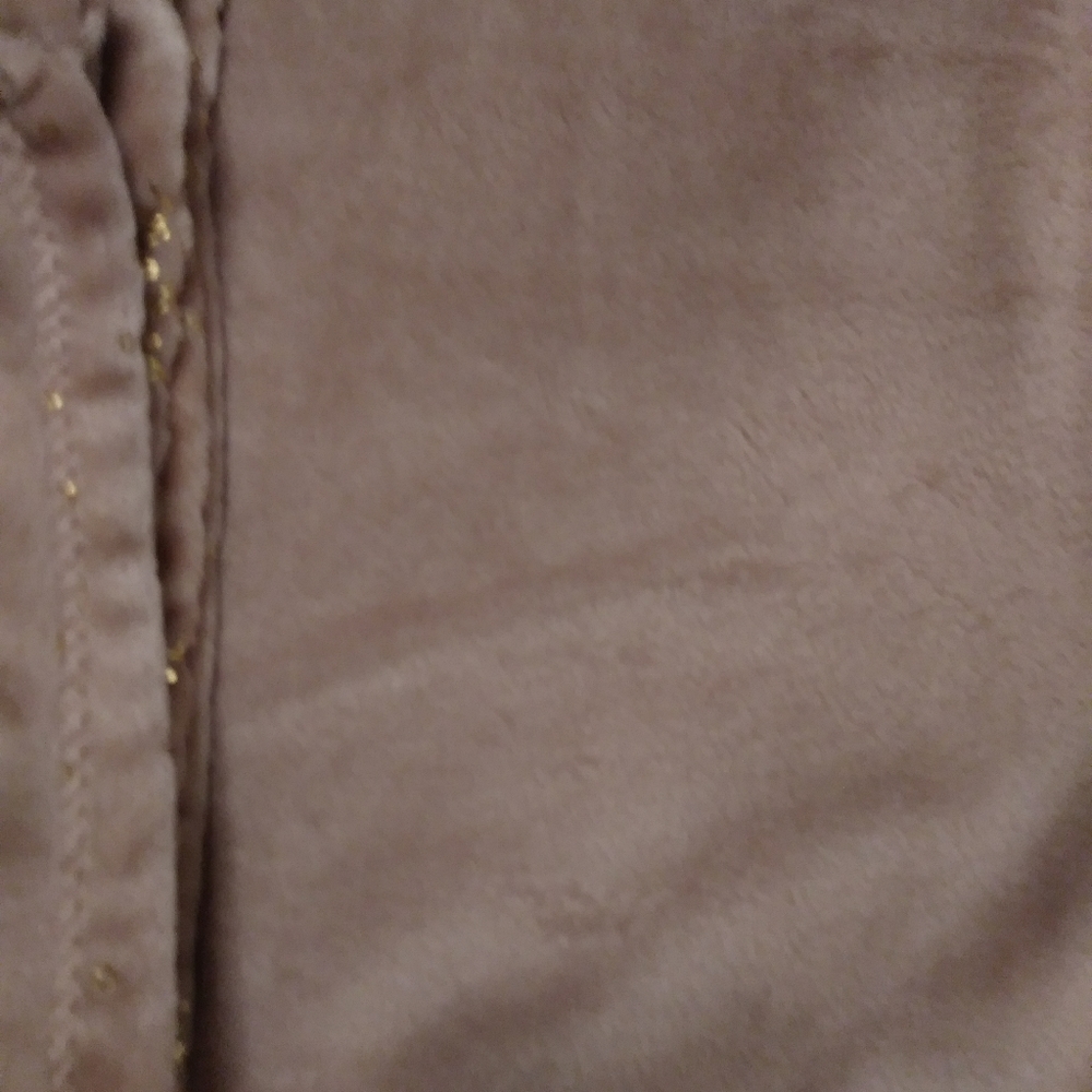 Essential Home throw - Picture 6 of 9